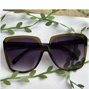 Green Oversized Square Sunglasses